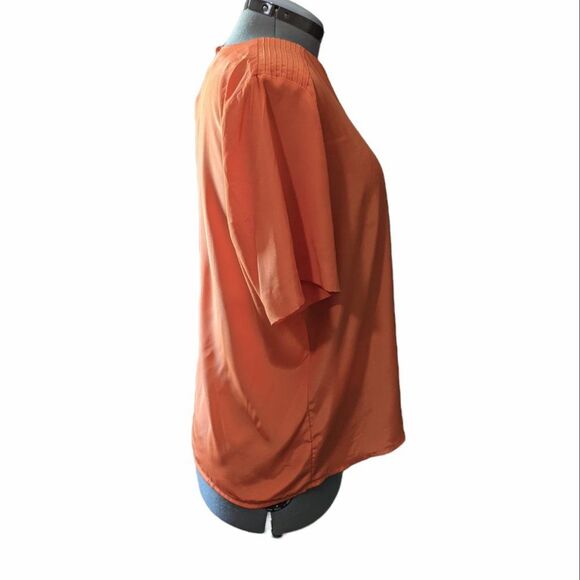 Vintage Martinique Lightweight Orange Pleated Top, Size Large - Picture 4 of 6